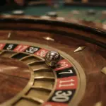 Les probabilités à la roulette : calcul des cotes et règles